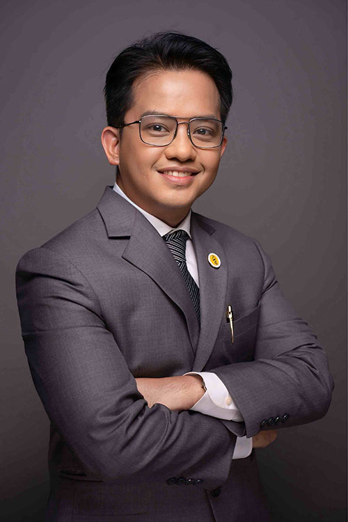 ERIC B. YASAY, MD