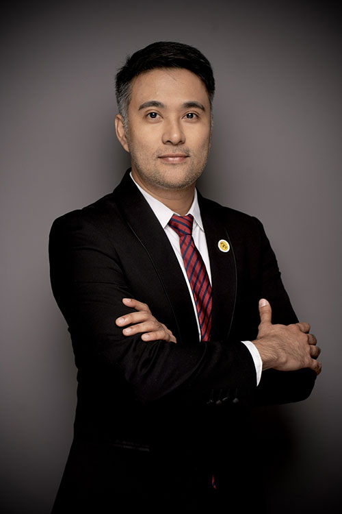 JONATHAN S. CRISOSTOMO, MD