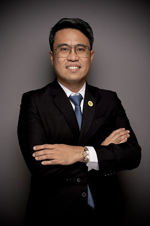 RONALD V. ROMERO, MD